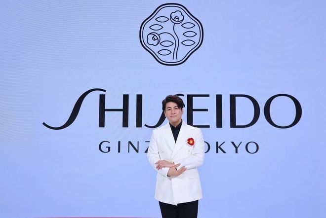 妆内卷从全新「红腰子」看肌肤抗老赛道跃迁AG真人百家家乐app科研长期主义破局美(图10)